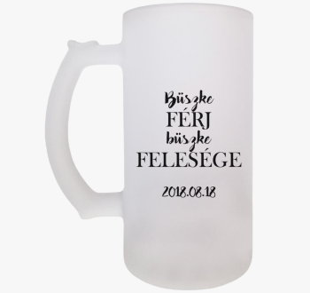 Büszke feleség sörös