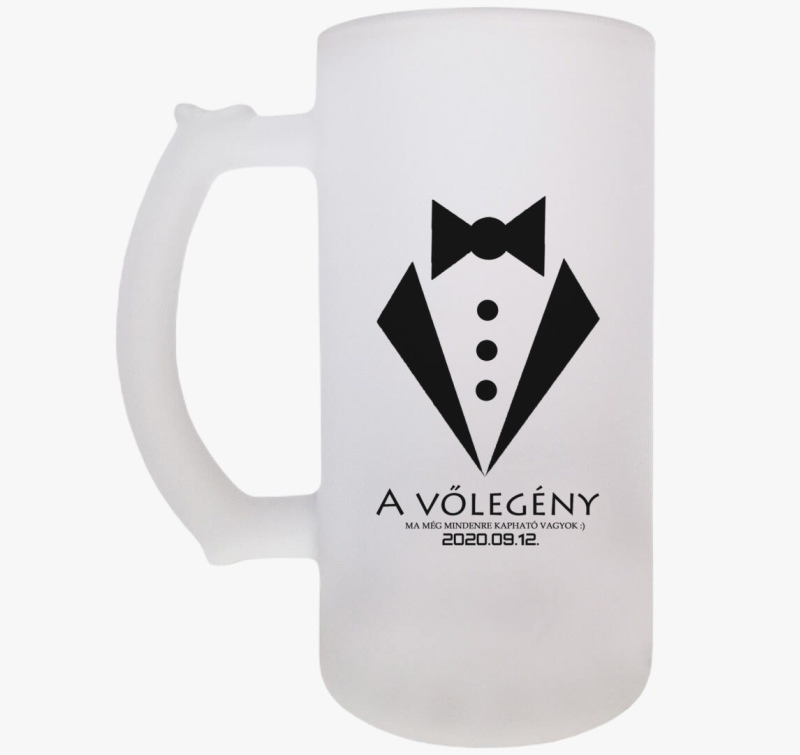 Csokornyakkendős szmokingos legénybúcsús söröskorsó