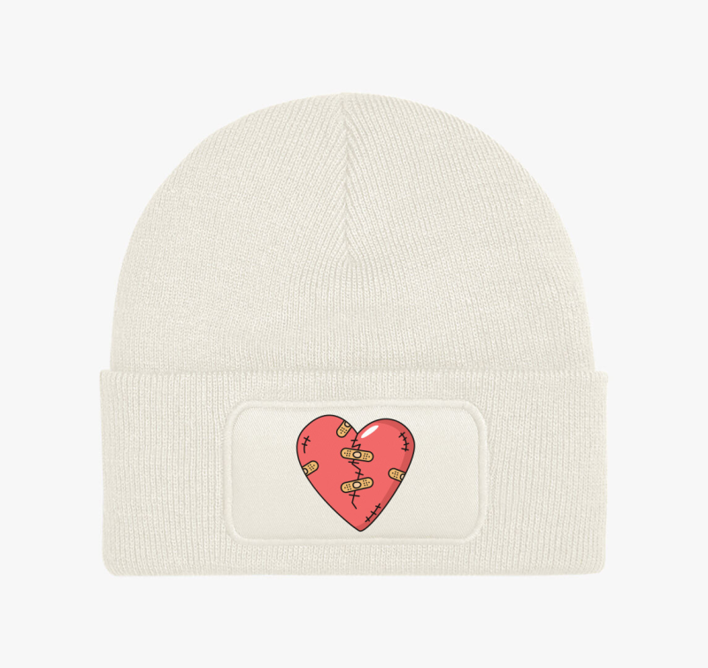 Meggyógyult szív  téli sapka