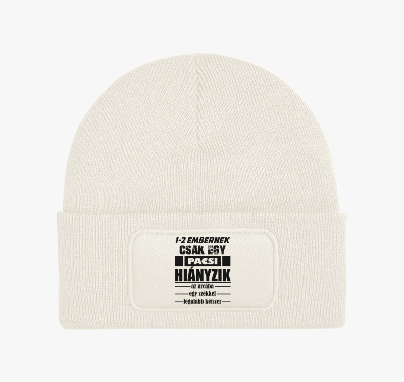 Pacsi az arcba téli sapka