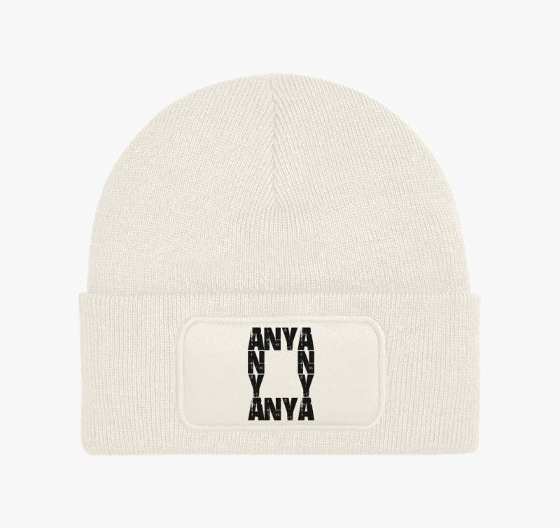 Anya feliratos téli sapka