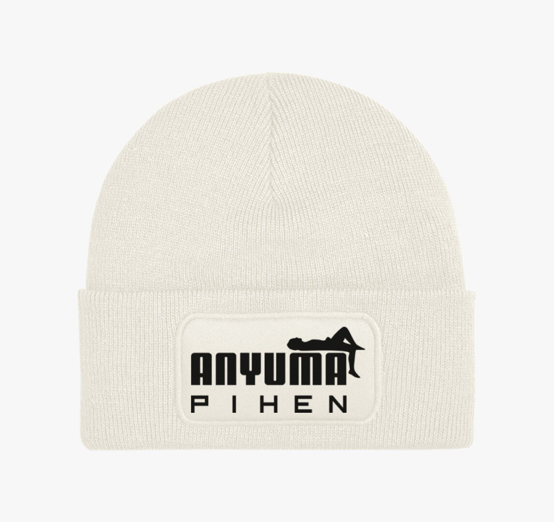 Anyu ma pihen téli sapka