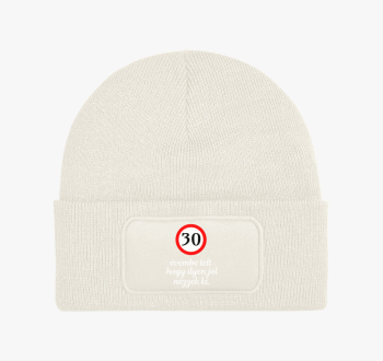 (megadható szám) éve...