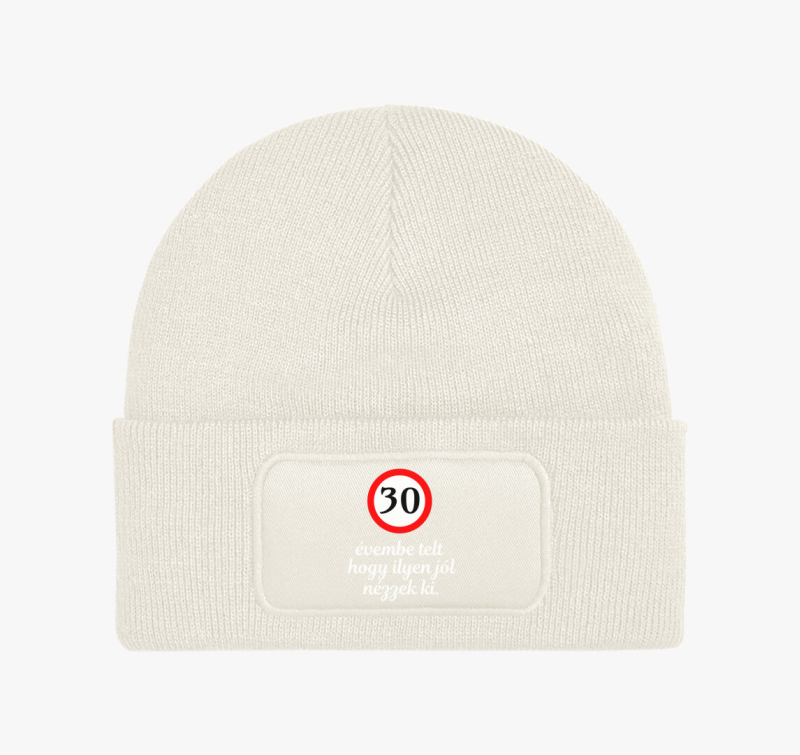 (megadható szám) évembe telt, hogy ilyen jól nézzek ki téli sapka