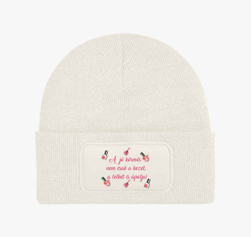 Ilyen a jó körmös téli sapka