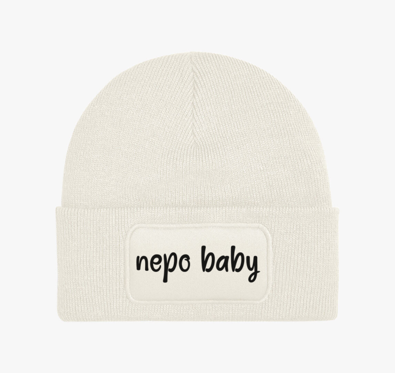 Nepo baby feliratos téli sapka