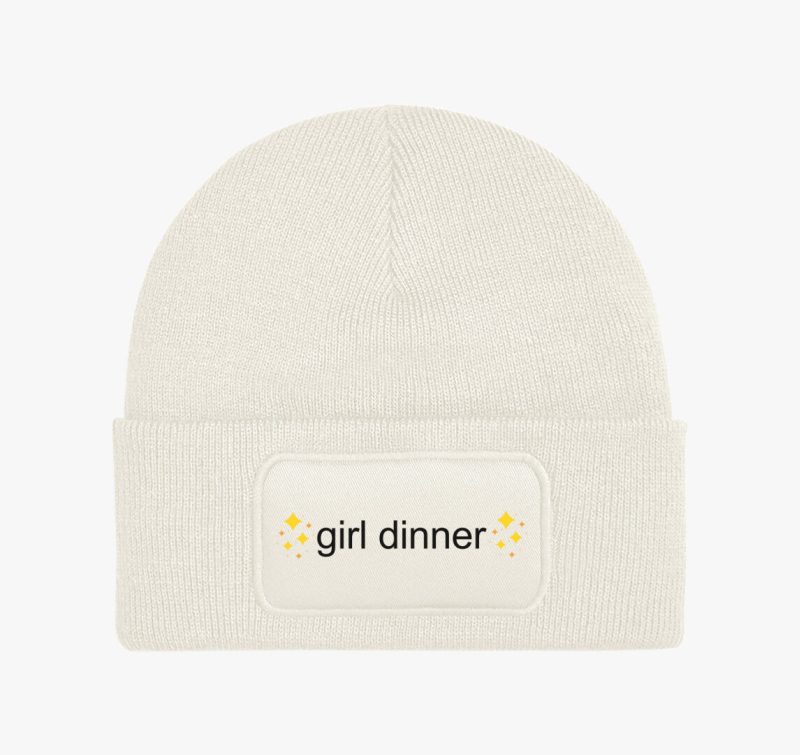 Girl dinner téli sapka