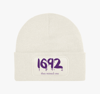 1692 lila téli sapka
