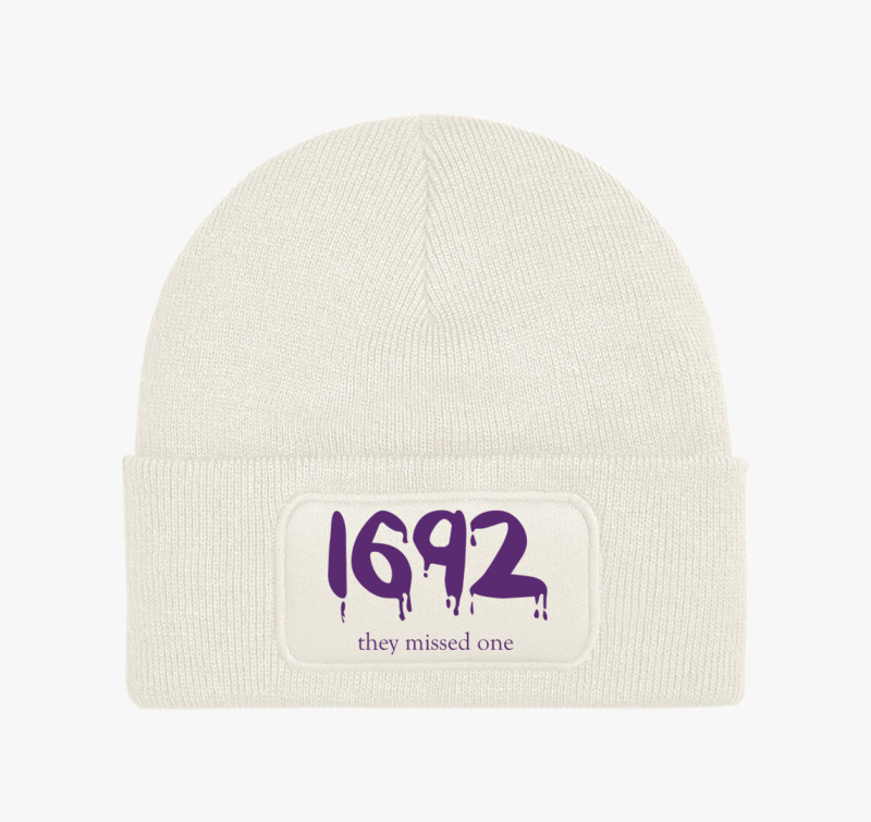 1692 lila téli sapka