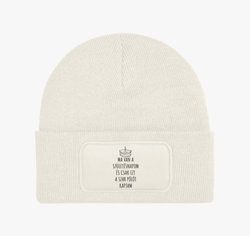 Ma van a születésnapom és csak ezt a szar téli sapkat kaptam téli sapka