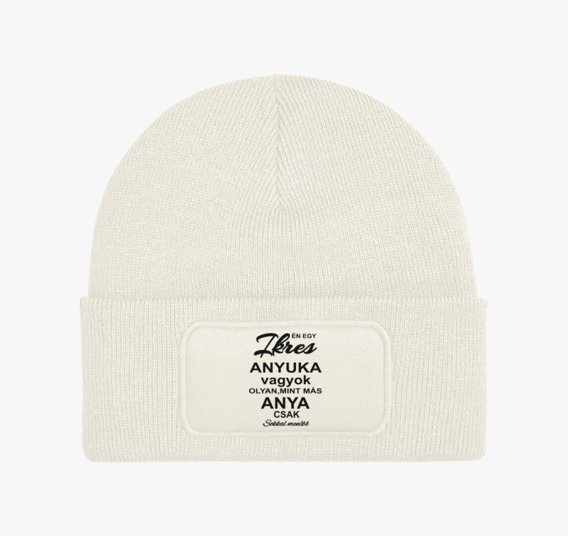 Ikres anyuka téli sapka