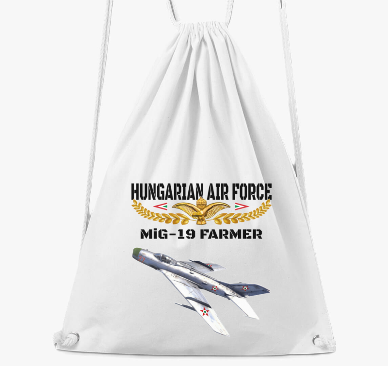 Aranysas MiG-19 tornazsák