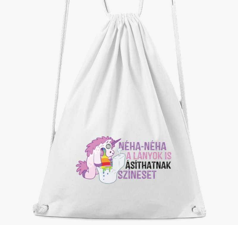 Néha a lányok is ásíthatnak színeset tornazsák