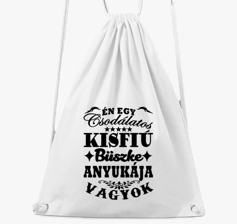 Csodálatos kisfiú büszke anyukája tornazsák