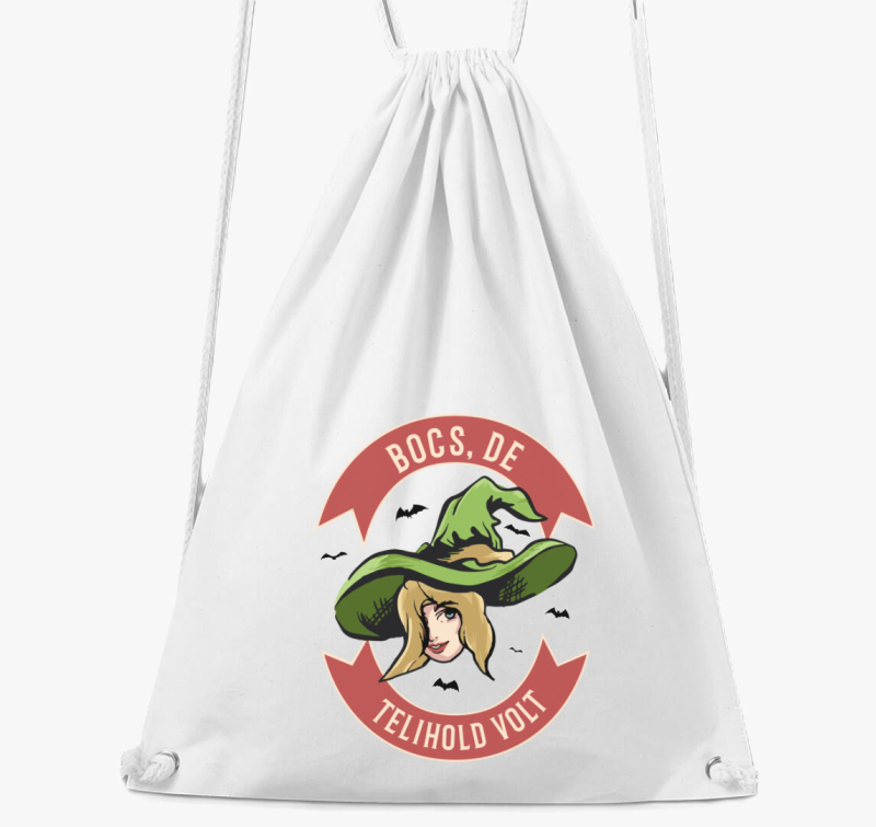 Bocs, de telihold volt Halloween tornazsák