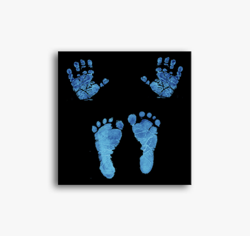 Kezek és lábak vászonkép