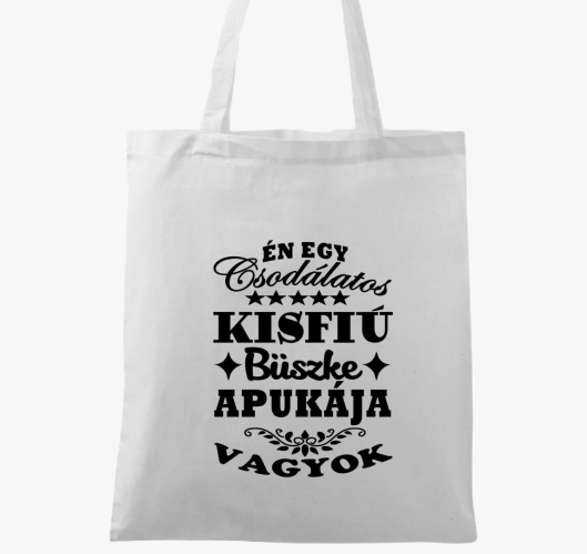 Csodálatos kisfiú büszke apuká...