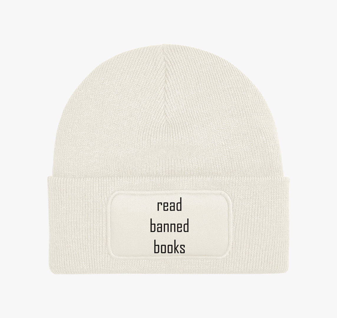 Read Banned Books téli sapka — Fehér