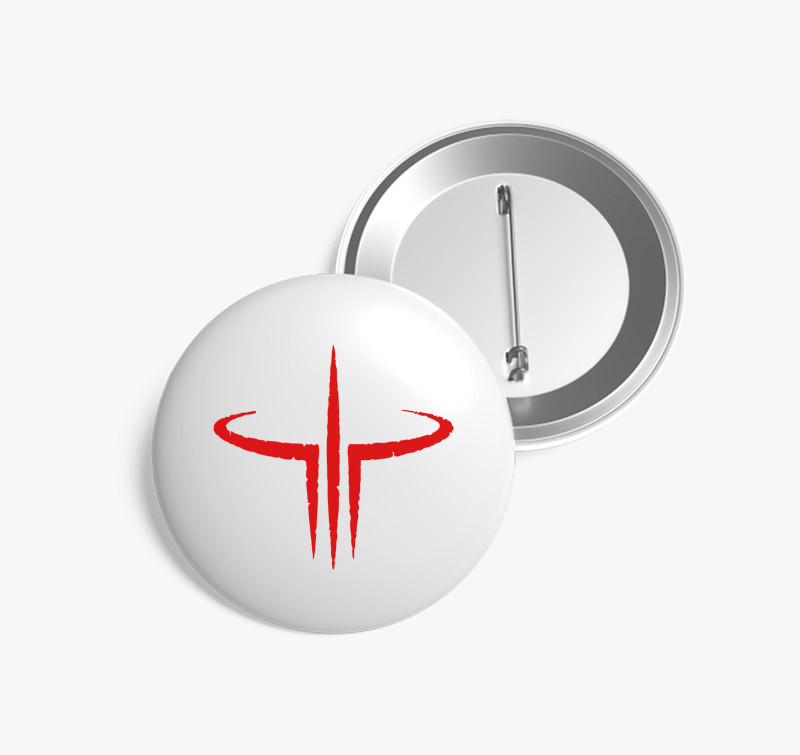 Quake kitűző — Fehér