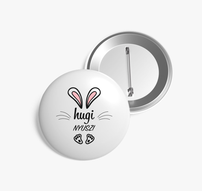 Nyuszicsalád hugi nyuszi kitűző — Fehér