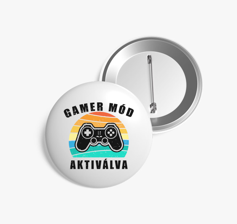 Gamer mód aktiválva kitűző — Fehér
