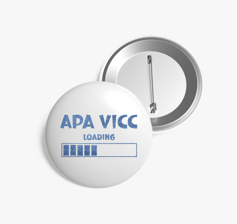 Apa vicc farmer kitűző — Fehér