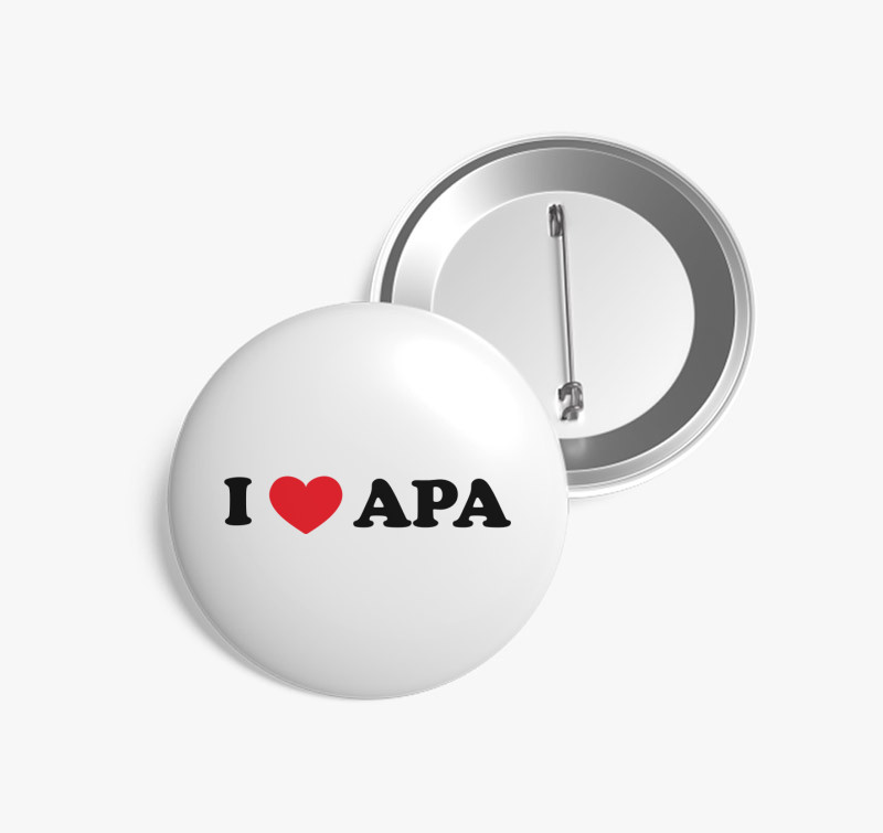 I love Apa kitűző — Fehér