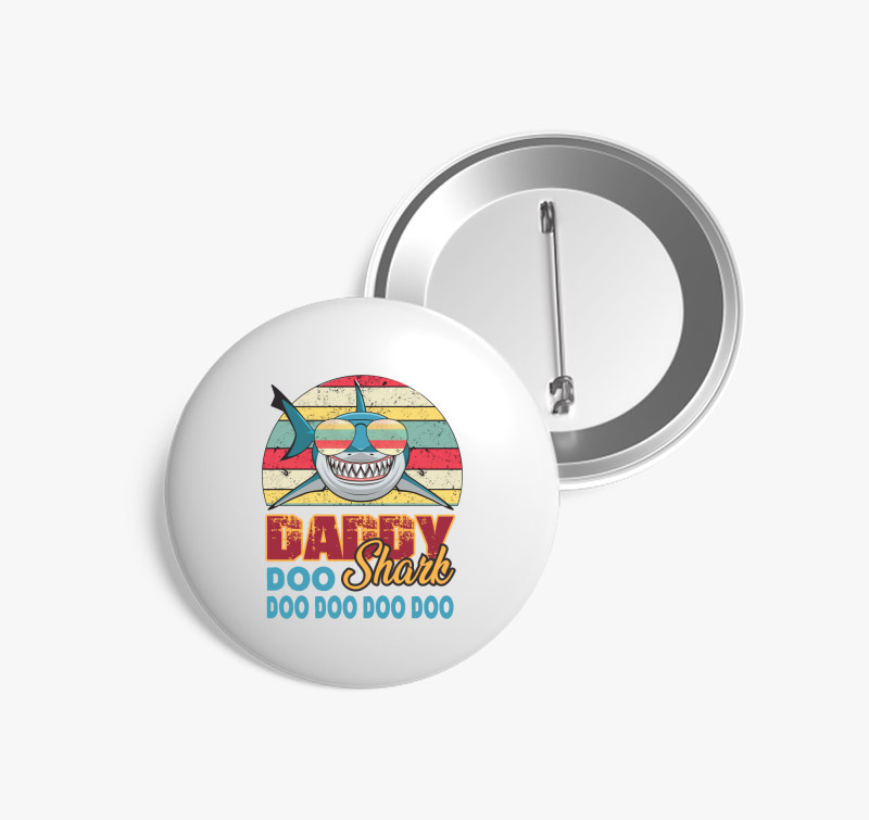 Daddy shark kitűző — Fehér