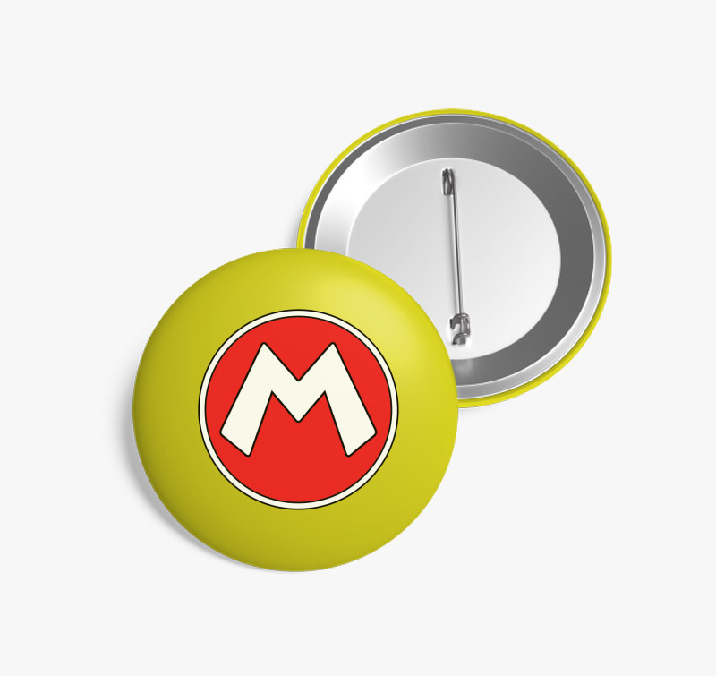 Mario Monogram kitűző — Sárga