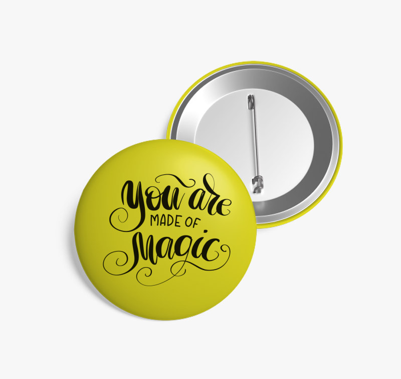 You magic kitűző — Sárga