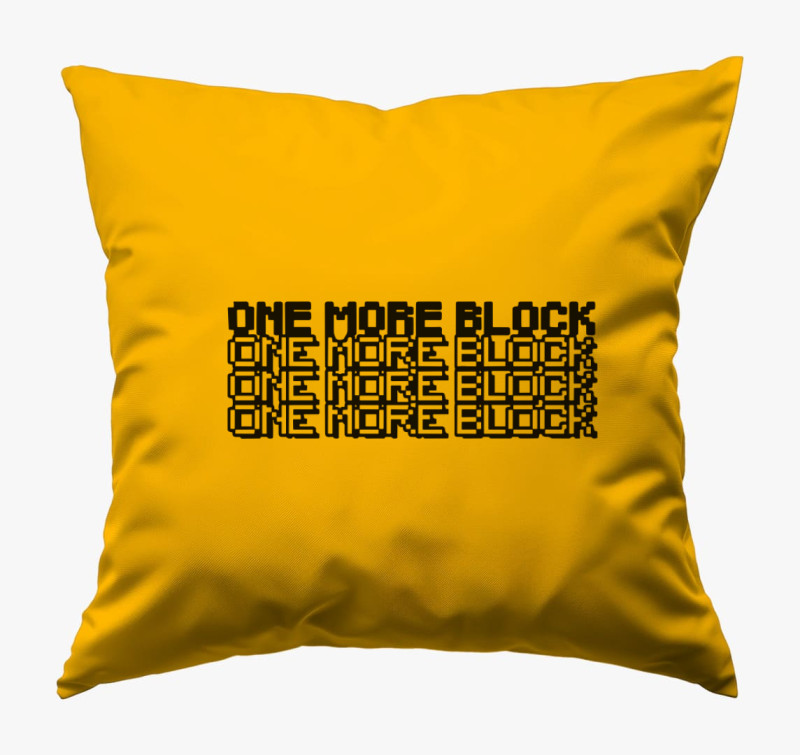 Minecraft one more block párna — Napsárga
