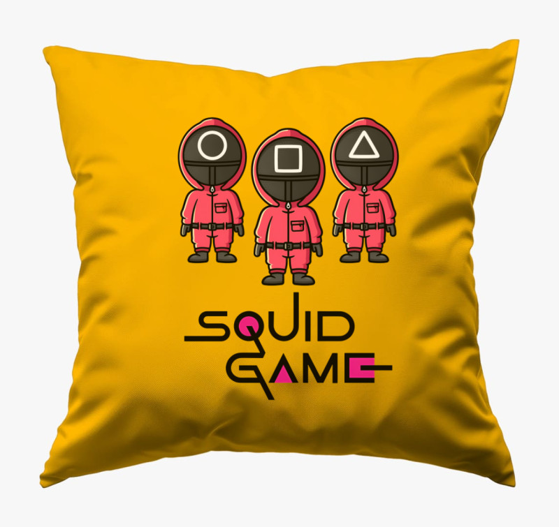 Squid Game - Chibi rózsaszín őrök párna — Napsárga