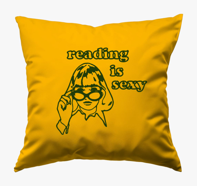 Rory Reading is sexy párna — Napsárga