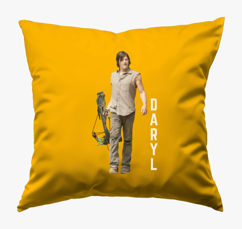 Daryl felirattal párna — Napsárga