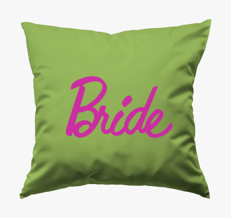 Bride Barbies betűkkel párna — Zöld