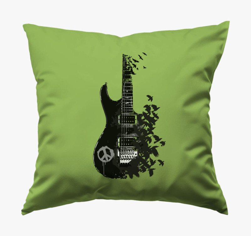 Black guitar and crow párna — Zöld