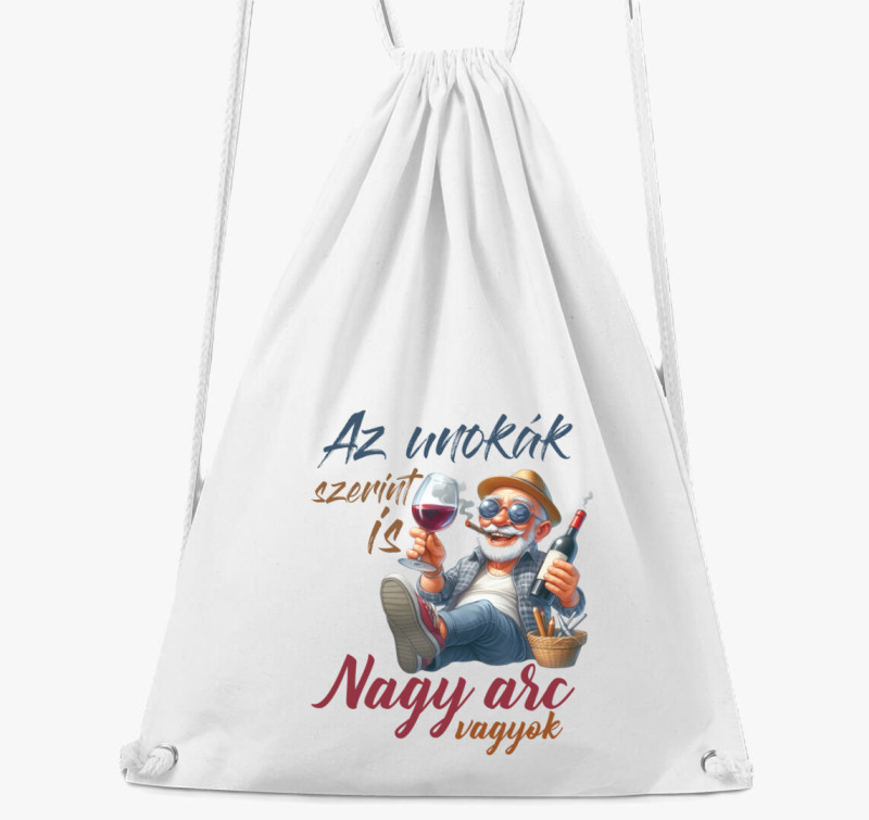 Nagy arc vagyok tornazsák — Fehér