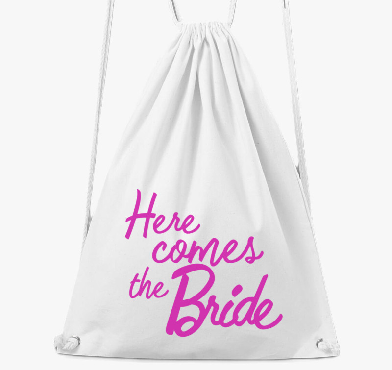 Here comes the Bride Barbies betűkkel tornazsák — Fehér