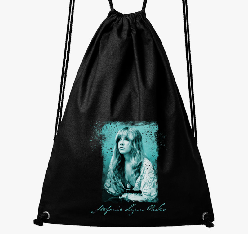 Stephanie Lynn Nicks tornazsák — Fekete