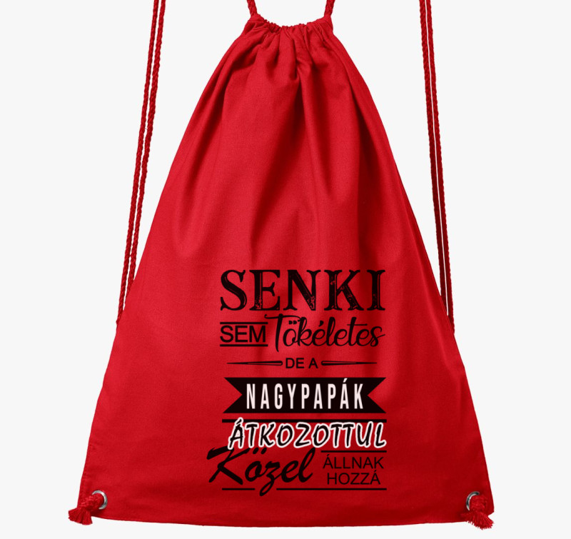Senki sem tökéletes, NAGYPAPÁS tornazsák — Piros